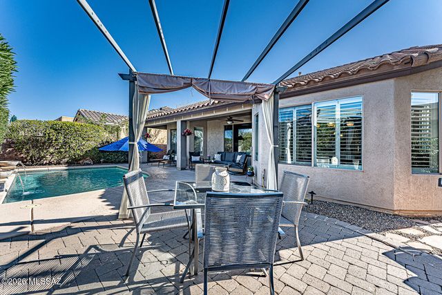 2445 E Sky Creek Drive, Green Valley, AZ 85614