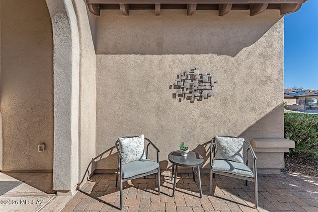 2445 E Sky Creek Drive, Green Valley, AZ 85614