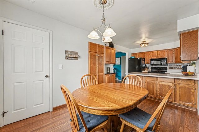 40579 Firwood Drive, Plymouth, MI 48170