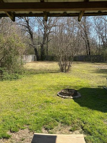 3200 S Broadway, Kilgore, TX 75662