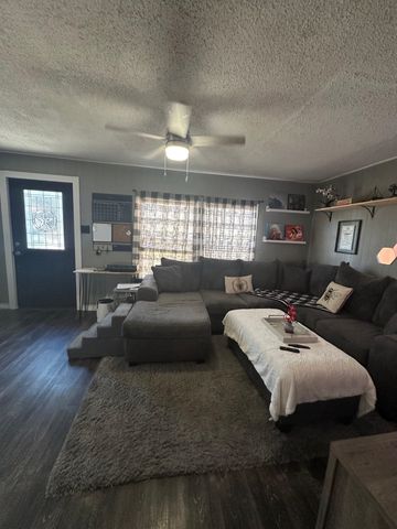 3200 S Broadway, Kilgore, TX 75662