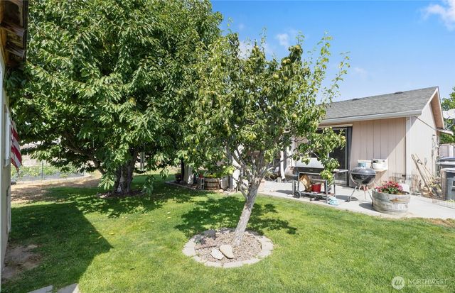 1705 W Mockingbird, Moses Lake, WA 98837