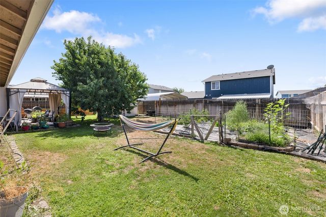 1705 W Mockingbird, Moses Lake, WA 98837