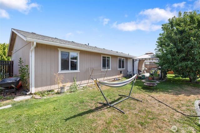 1705 W Mockingbird, Moses Lake, WA 98837