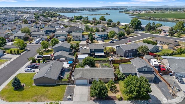 1705 W Mockingbird, Moses Lake, WA 98837
