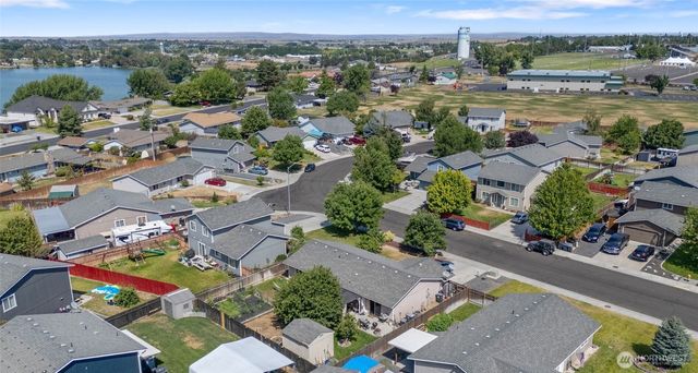 1705 W Mockingbird, Moses Lake, WA 98837