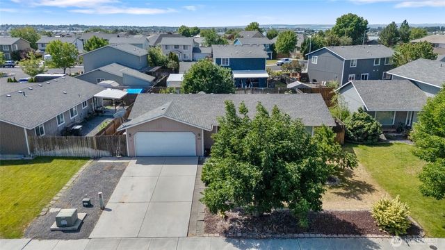 1705 W Mockingbird, Moses Lake, WA 98837