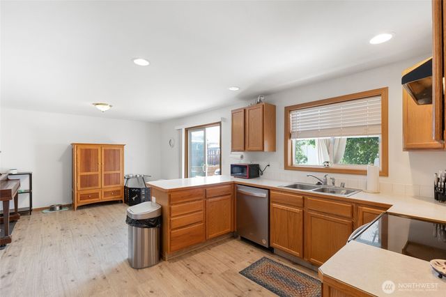 1705 W Mockingbird, Moses Lake, WA 98837