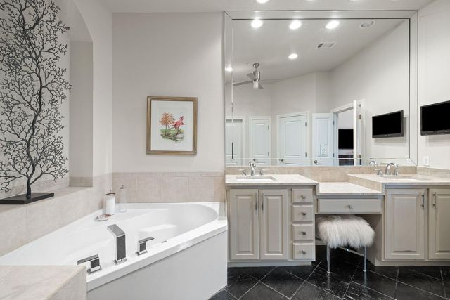 7800 Southwest PKWY 1112, Austin, TX 78735