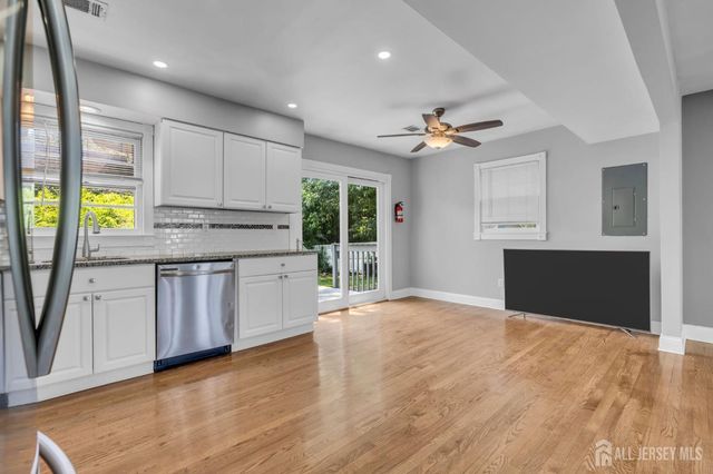 76 Clifton Street, Edison, NJ 08817