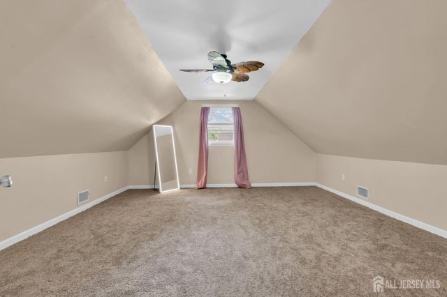 76 Clifton Street, Edison, NJ 08817