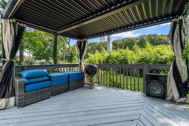 76 Clifton Street, Edison, NJ 08817