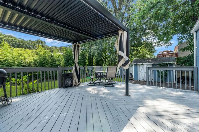 76 Clifton Street, Edison, NJ 08817