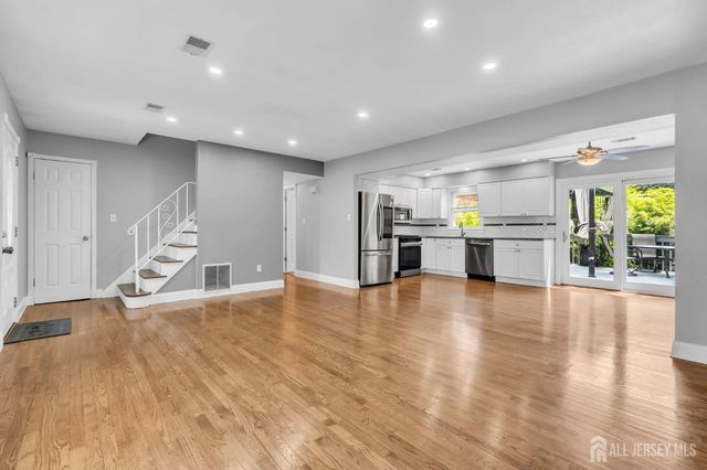 76 Clifton Street, Edison, NJ 08817
