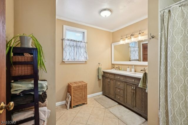 42 Haskell Ave, Wanaque Boro, NJ 07420