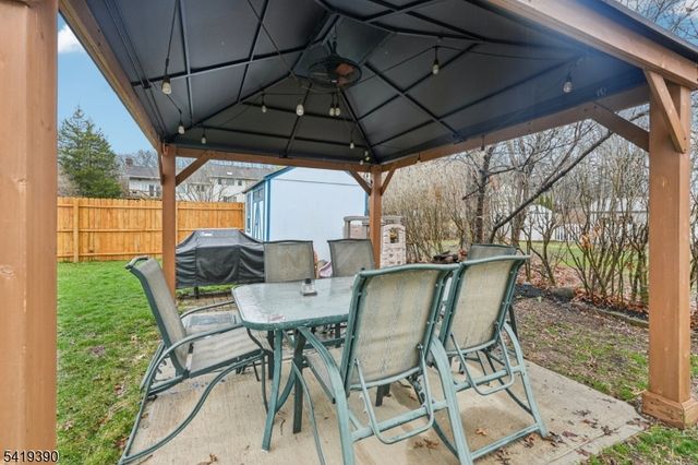 42 Haskell Ave, Wanaque Boro, NJ 07420