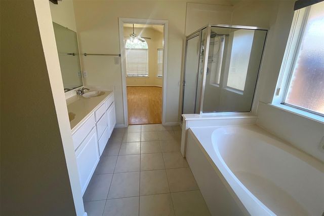 9502 Coast Bridge Street, Houston, TX 77075