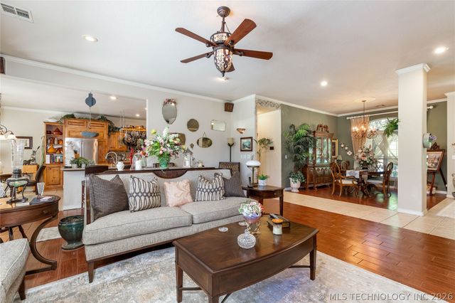5080 Lake Breeze Road, Grove, OK 74344