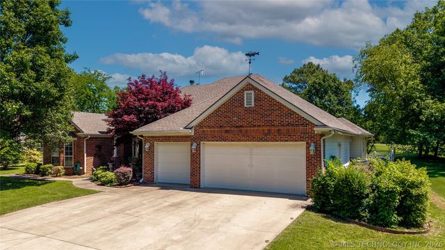 5080 Lake Breeze Road, Grove, OK 74344
