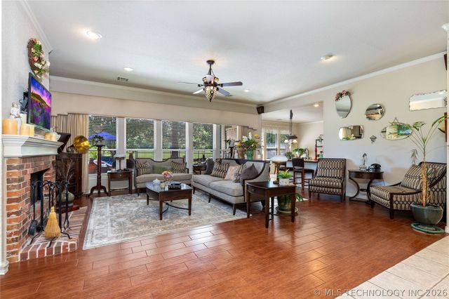 5080 Lake Breeze Road, Grove, OK 74344