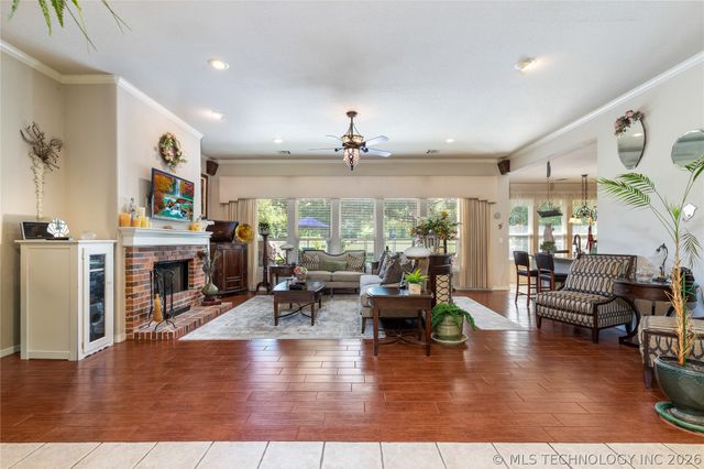 5080 Lake Breeze Road, Grove, OK 74344