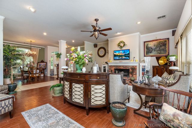 5080 Lake Breeze Road, Grove, OK 74344