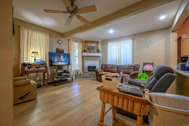 548 S Broad Street, Batesville, AR 72501