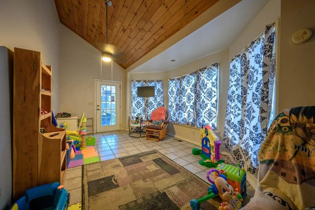 548 S Broad Street, Batesville, AR 72501