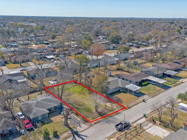 5758 Belcrest Street, Houston, TX 77033