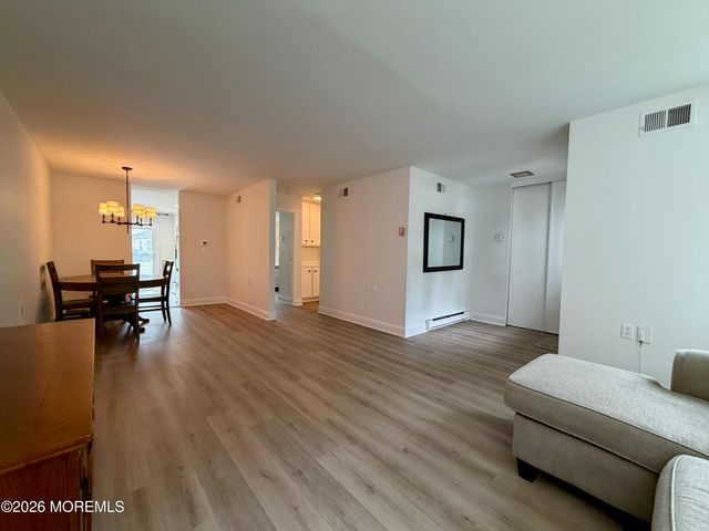 442B Dartmoor Way, Manchester, NJ 08759