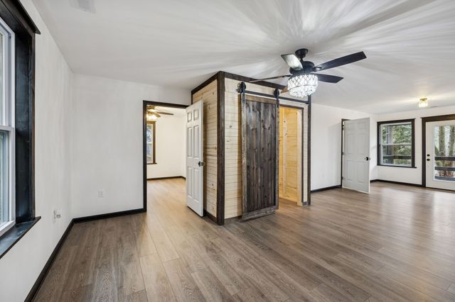 2210 Blackburn Hollow Rd, Cornersville, TN 37047