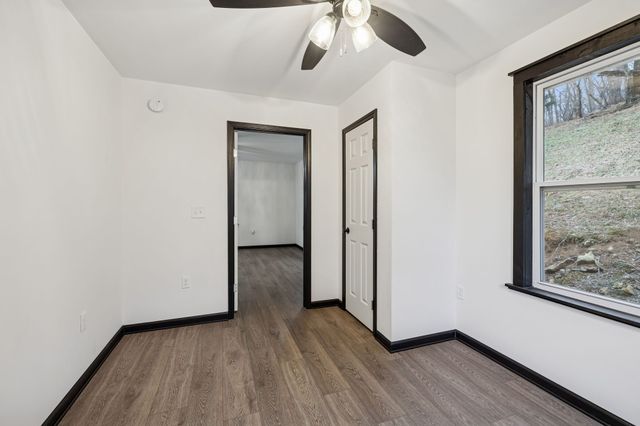 2210 Blackburn Hollow Rd, Cornersville, TN 37047