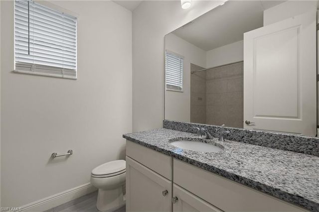 8880 Redonda DR, Naples, FL 34114