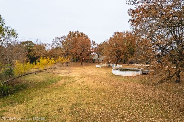 3089 W Drake Road, Sallisaw, OK 74955