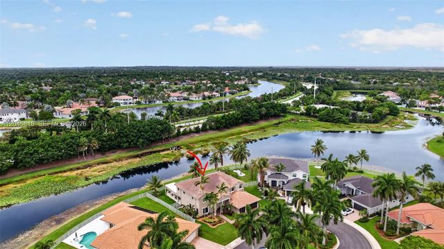 981 Waterside Cir, Weston, FL 33327