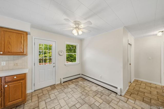 22 Sunrise Heights, Goshen, NY 10924