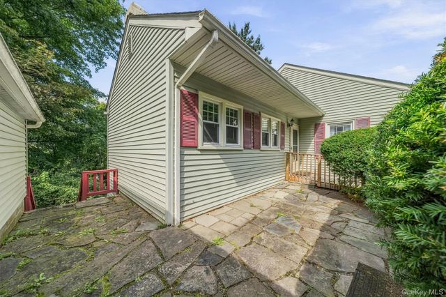 22 Sunrise Heights, Goshen, NY 10924