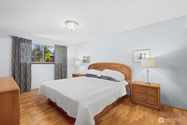 1163 Fordham Court, Fircrest, WA 98466