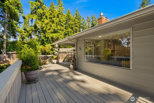 1163 Fordham Court, Fircrest, WA 98466