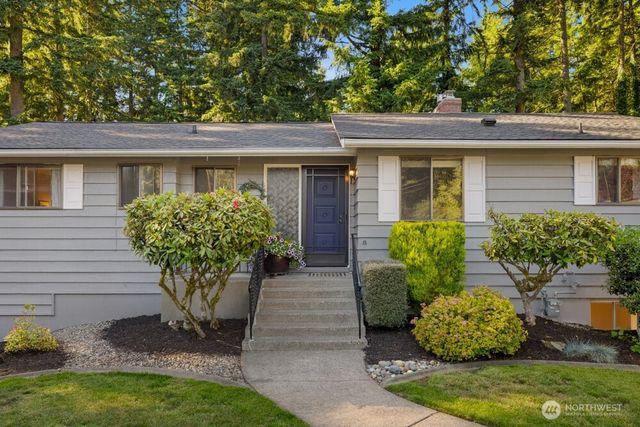 1163 Fordham Court, Fircrest, WA 98466