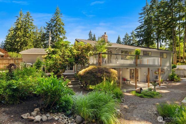 1163 Fordham Court, Fircrest, WA 98466
