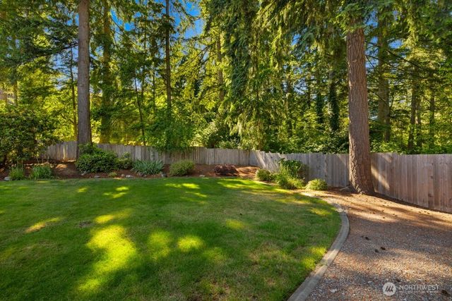 1163 Fordham Court, Fircrest, WA 98466