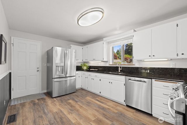 1163 Fordham Court, Fircrest, WA 98466