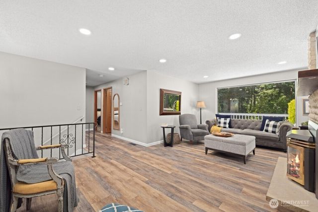 1163 Fordham Court, Fircrest, WA 98466