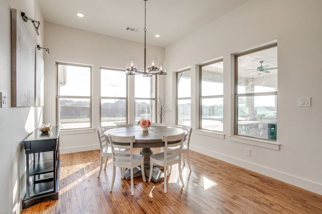 7732 Laura Lake Lane, Fort Worth, TX 76126