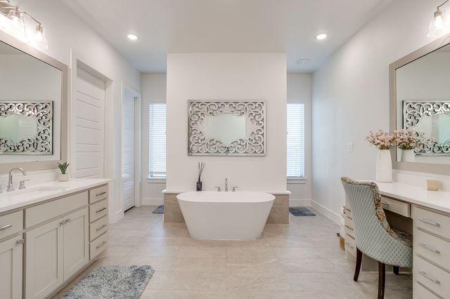 7732 Laura Lake Lane, Fort Worth, TX 76126