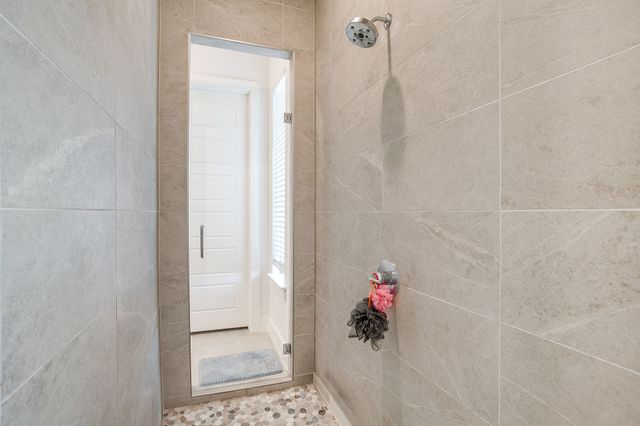 7732 Laura Lake Lane, Fort Worth, TX 76126