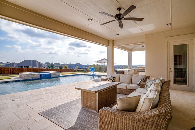 7732 Laura Lake Lane, Fort Worth, TX 76126