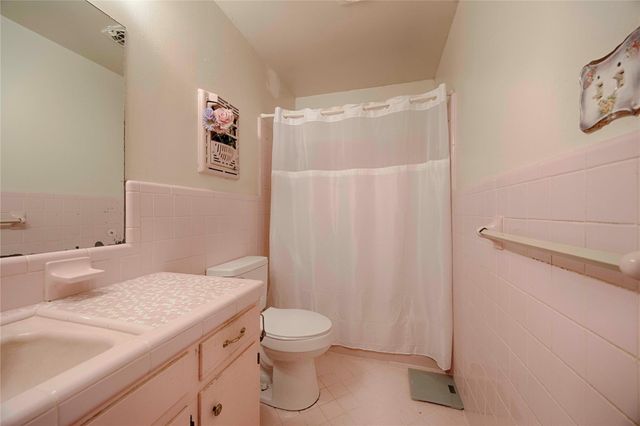 4014 Engel RD, Beasley, TX 77417