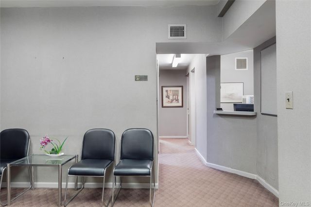 71-36 110th Street Street 1H, Forest Hills, NY 11375